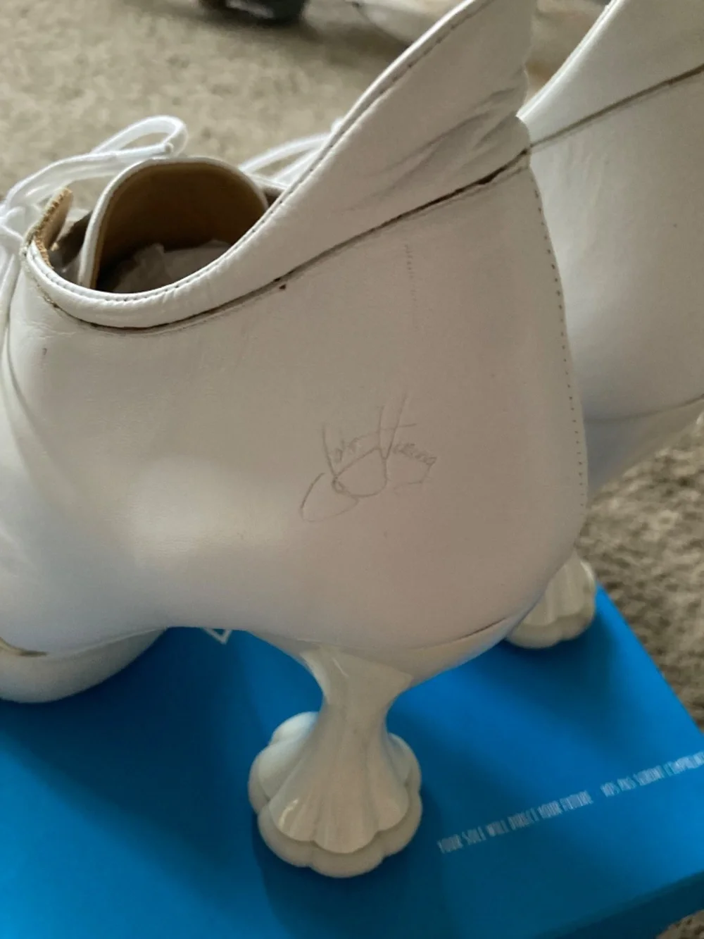 John Fluevog White Sova Sundae Platform, Size 9